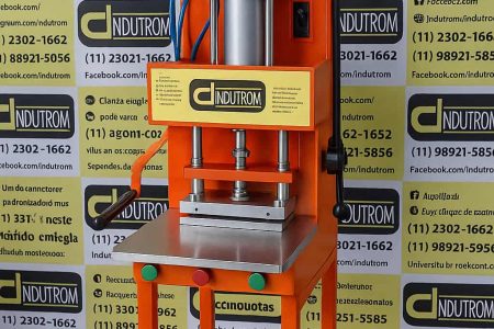 máquina de gravação hot stamping