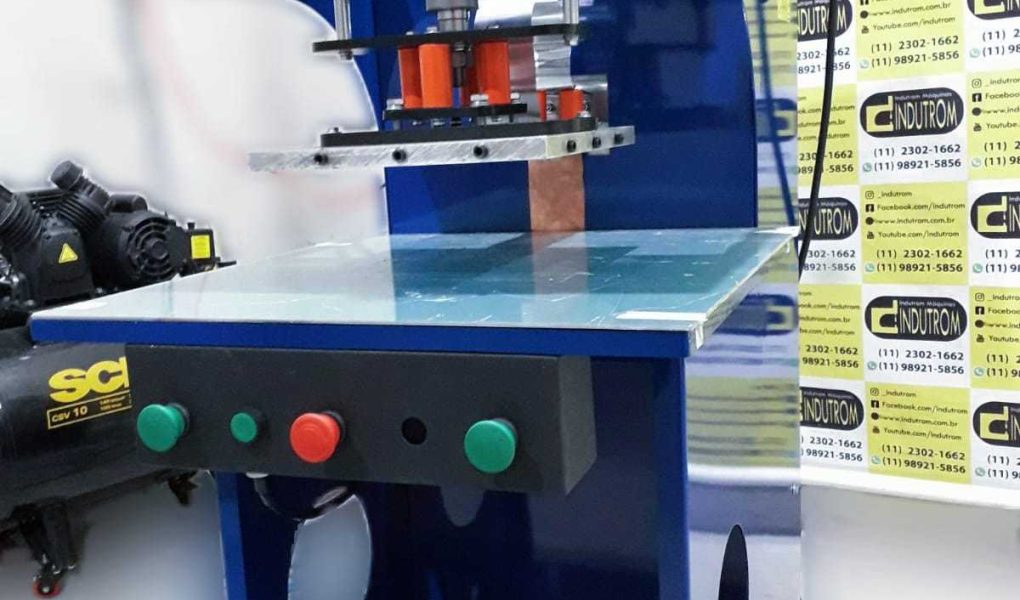 Impressão em lona: as melhores técnicas para garantir durabilidade e acabamento